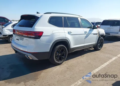 2024 Volkswagen Atlas 2.0T Peak Edition Se W/Technology z USA, uszkodzony, nr VIN 1V2CR2CAXRC589880